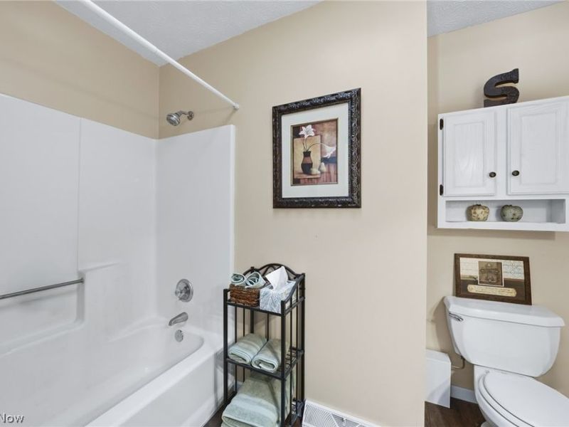 3867 Melv Street, Barberton, OH 44203 Photo 22