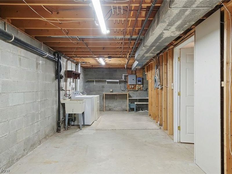 3867 Melv Street, Barberton, OH 44203 Photo 33