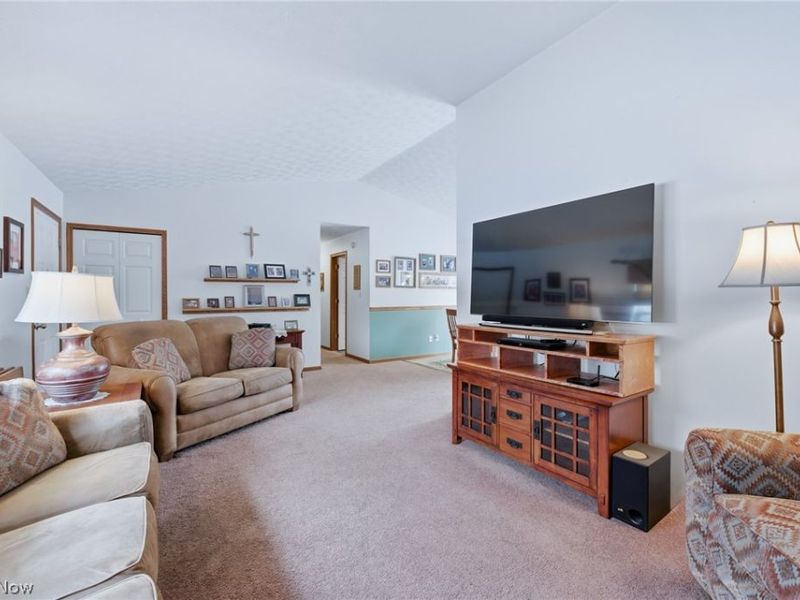 3867 Melv Street, Barberton, OH 44203 Photo 9