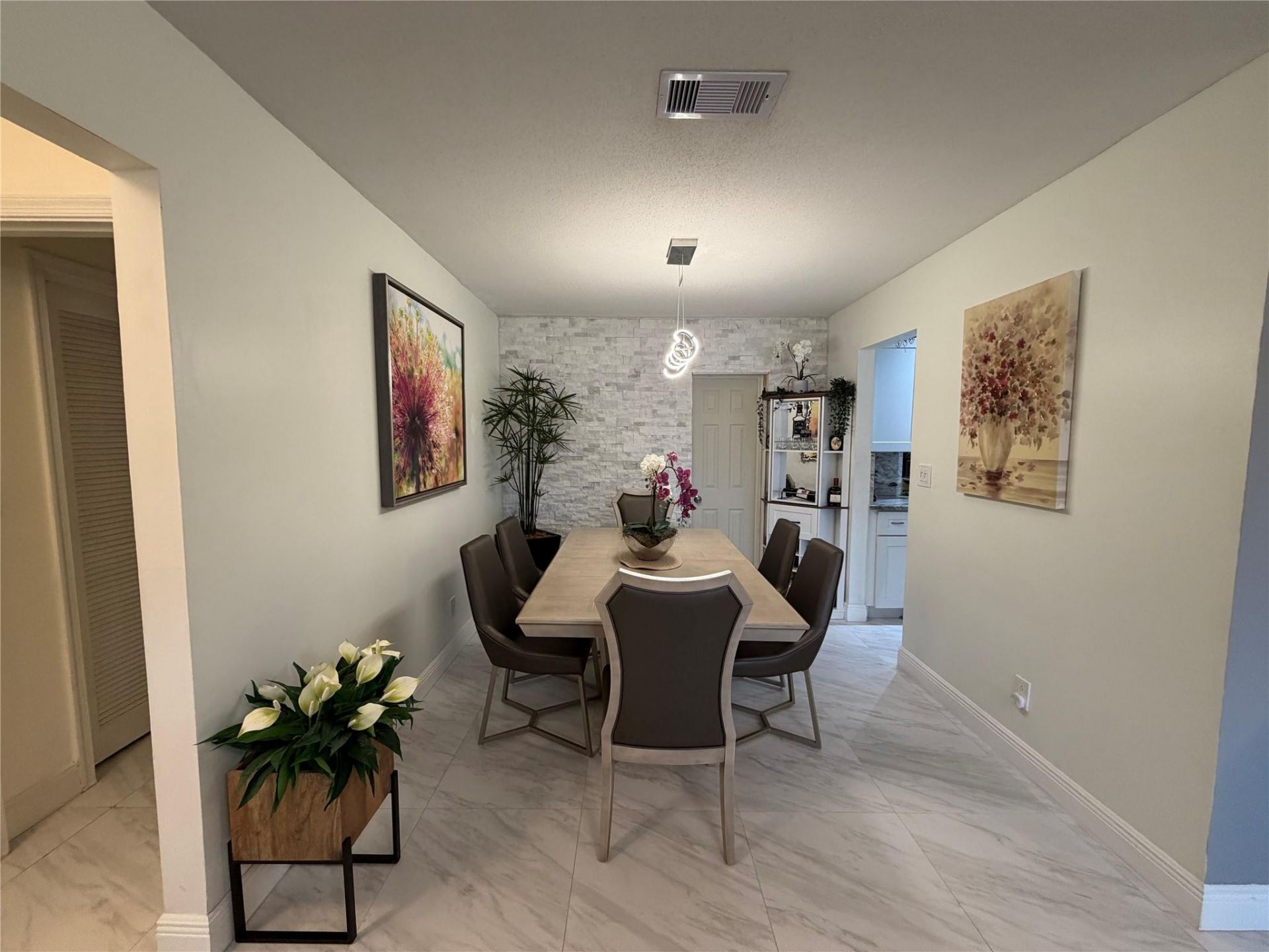 6820 Margate Blvd, Margate, FL 33063 Photo