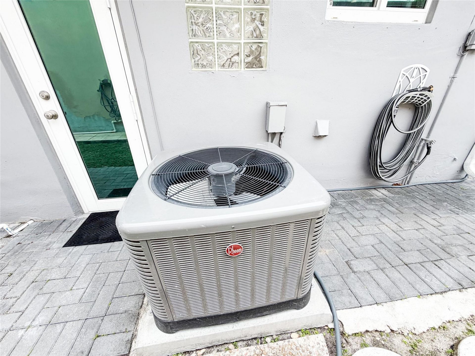 6820 Margate Blvd, Margate, FL 33063 Photo