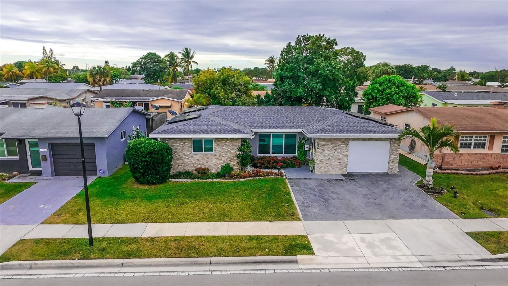 6820 Margate Blvd, Margate, FL 33063 Photo