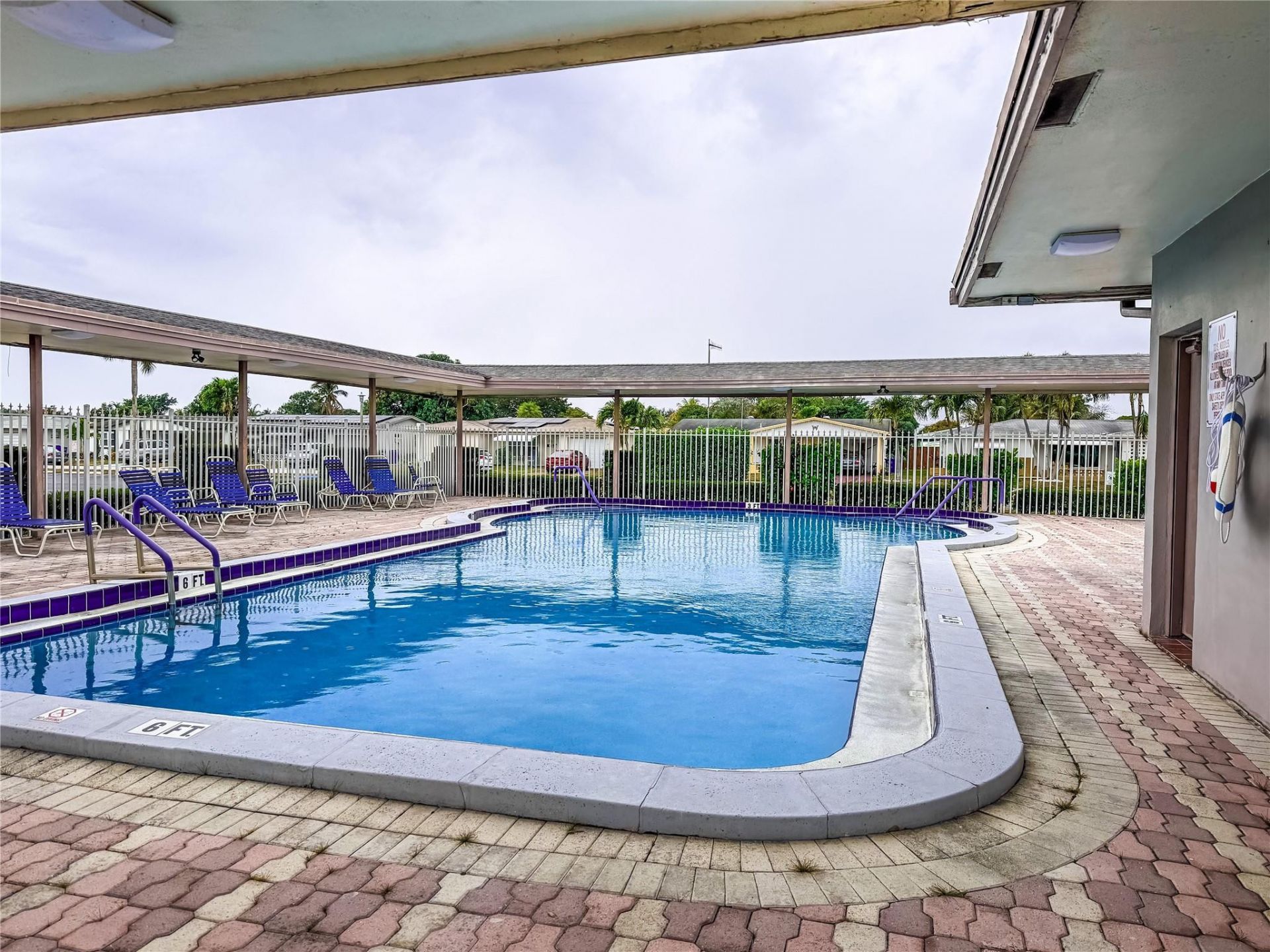 6820 Margate Blvd, Margate, FL 33063 Photo