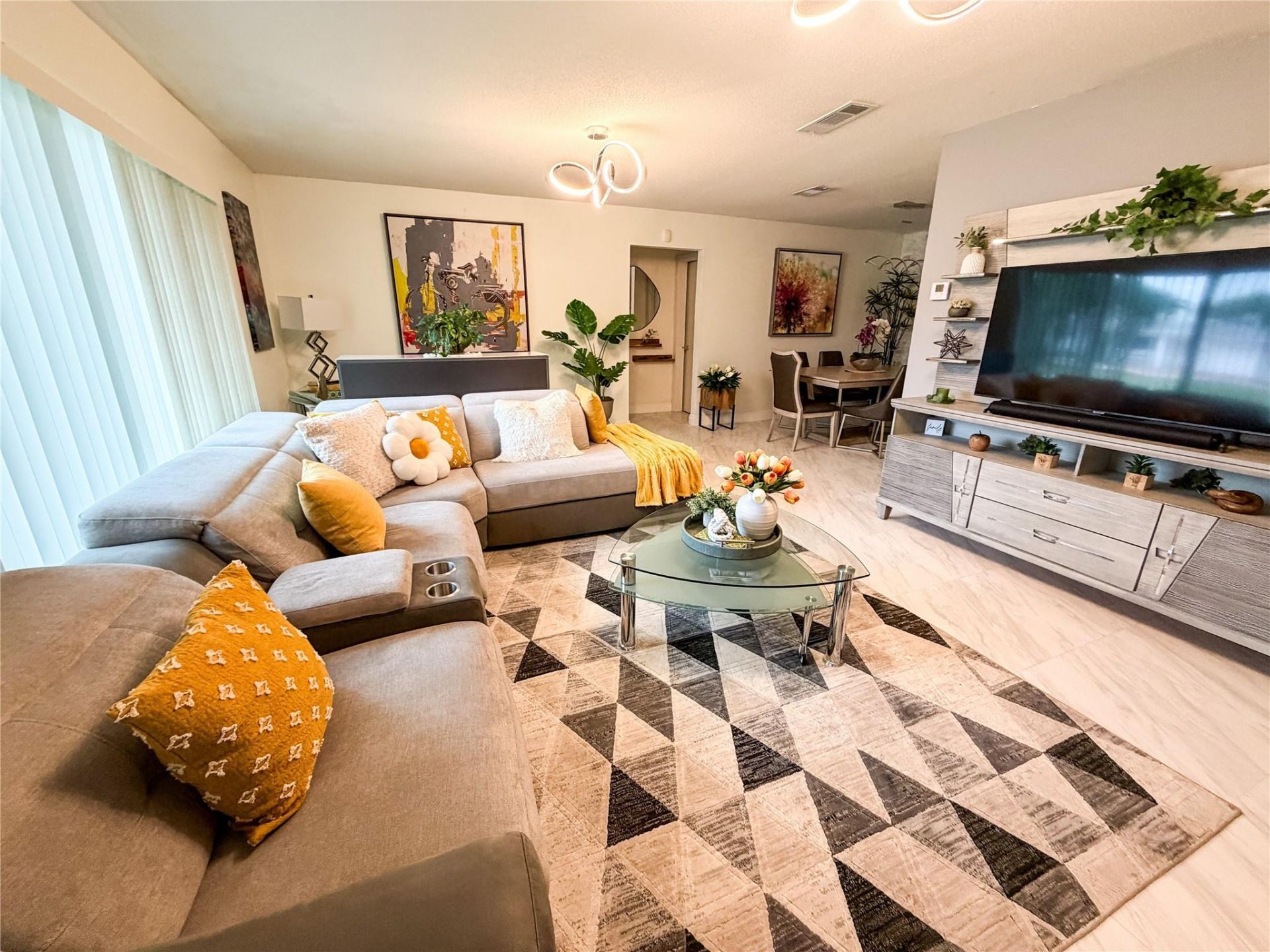 6820 Margate Blvd, Margate, FL 33063 Photo