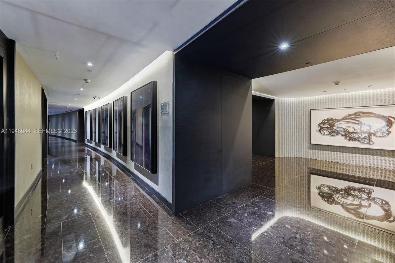1800 S Ocean Dr, Unit 3805, Hallandale Beach, FL 33009 Photo