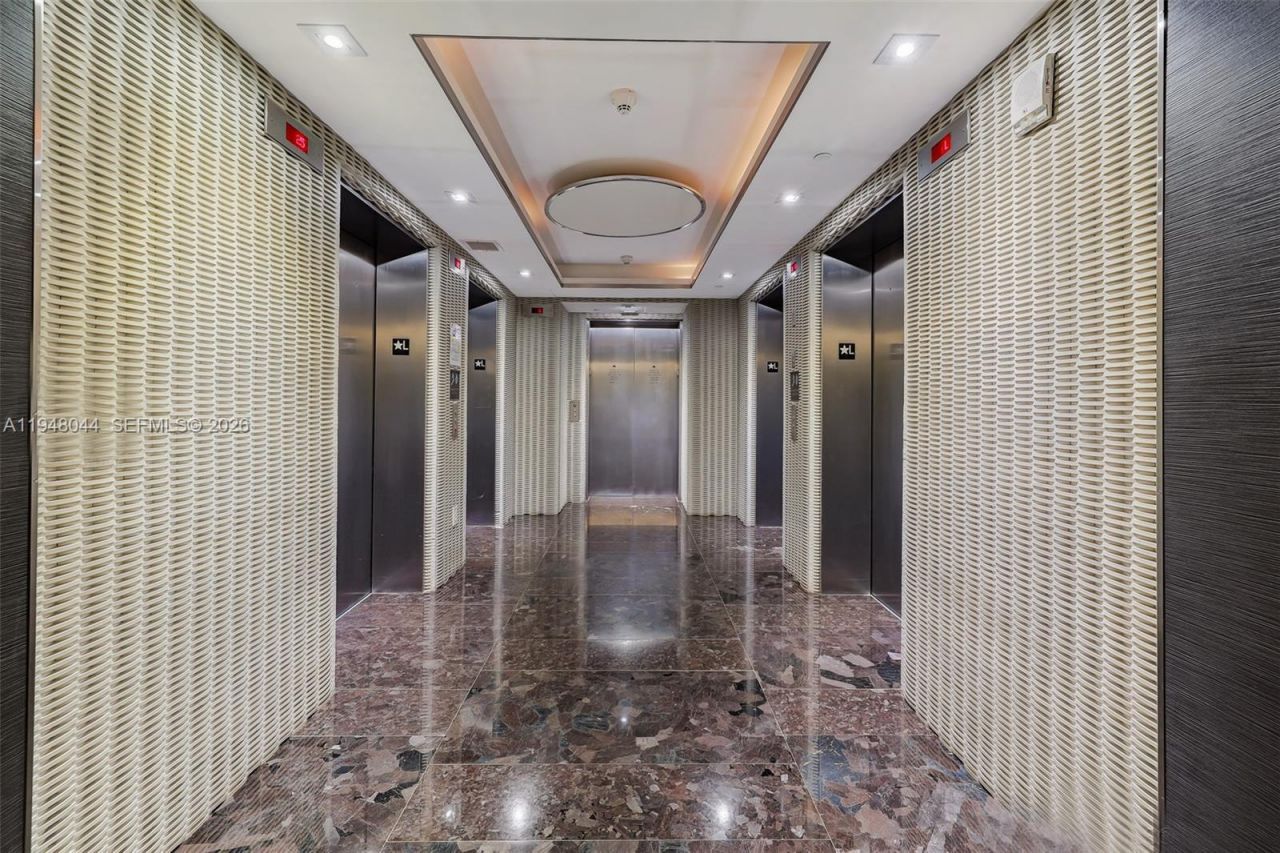 1800 S Ocean Dr, Unit 3805, Hallandale Beach, FL 33009 Photo