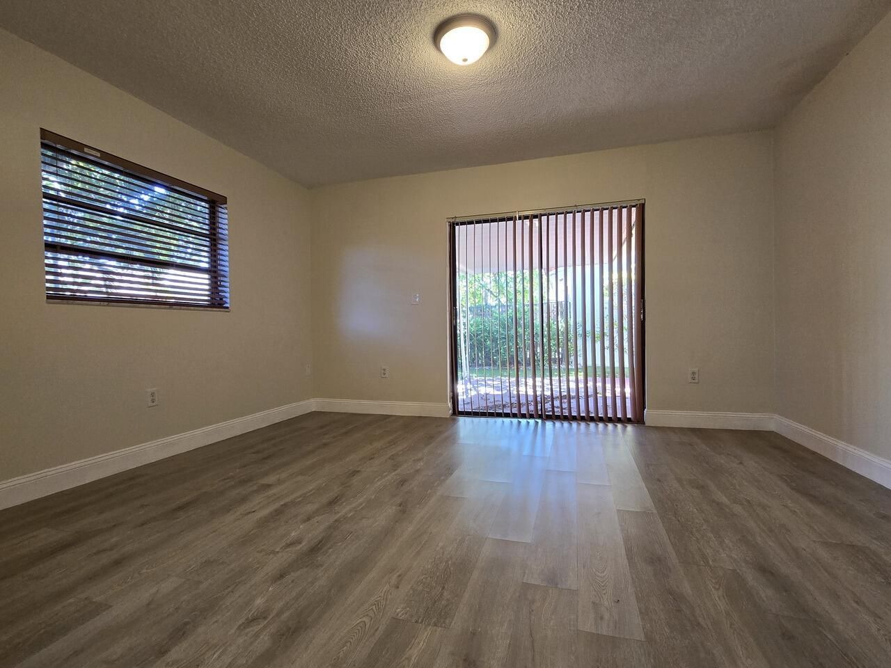 14464 SW 96th Ter , Miami, FL 33186 Photo