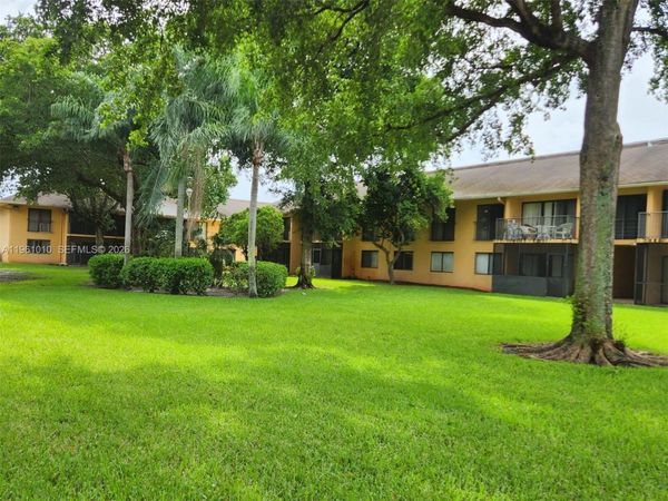 5921 Washington St, Unit 124, Hollywood, FL 33023
