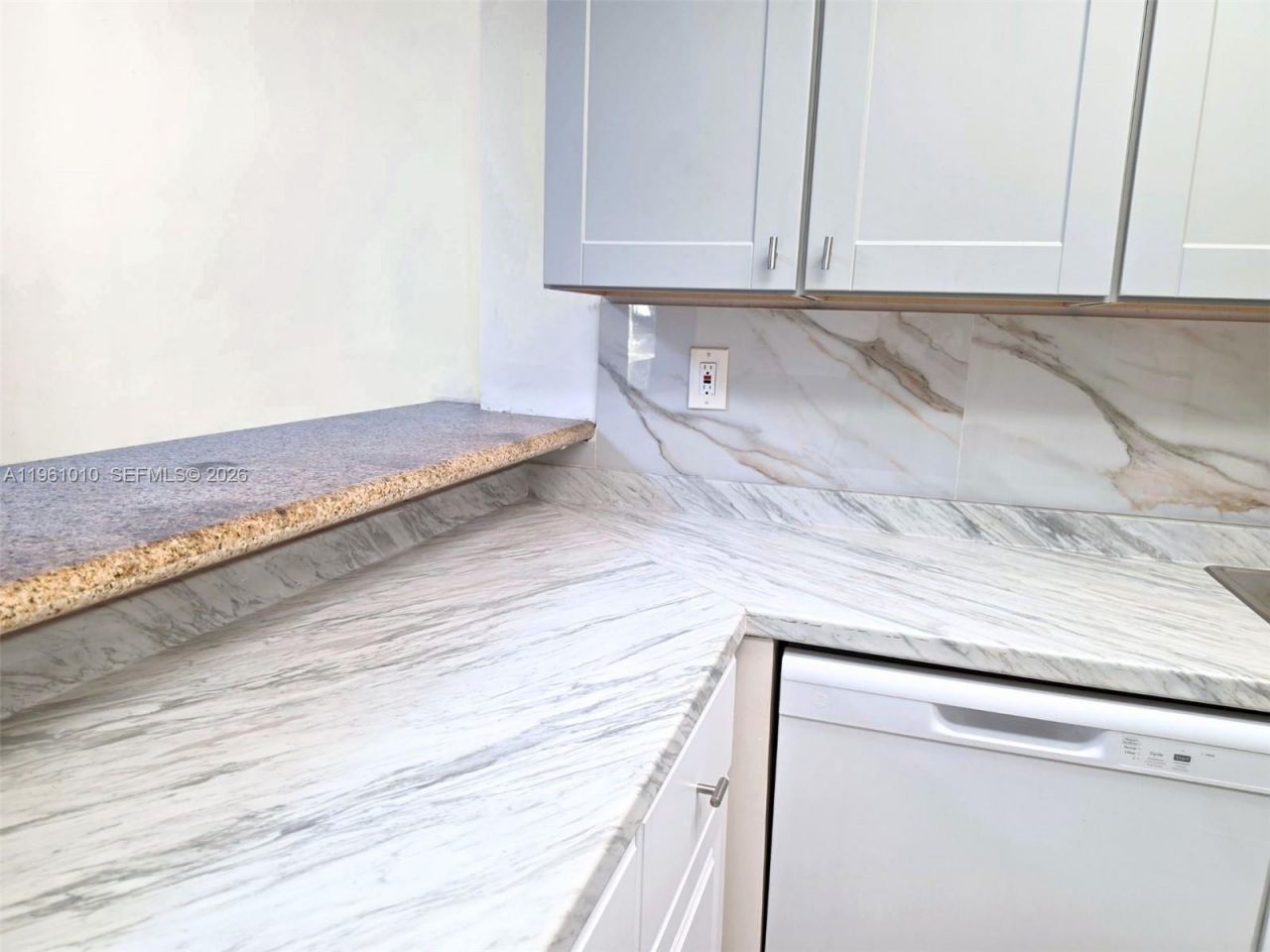 5921 Washington St, Unit 124, Hollywood, FL 33023 Photo