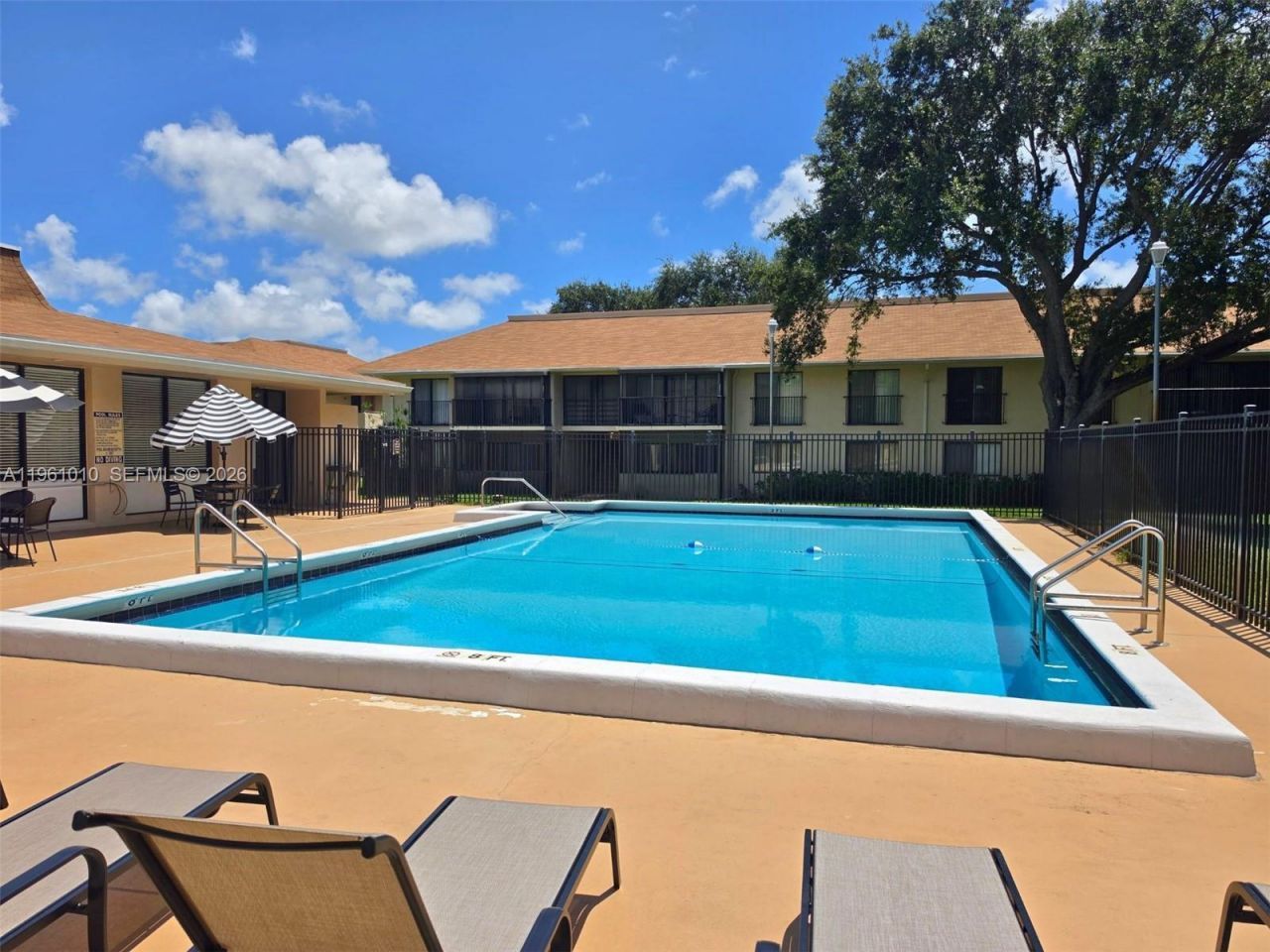 5921 Washington St, Unit 124, Hollywood, FL 33023 Photo