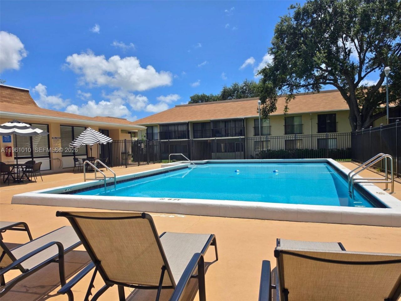 5921 Washington St, Unit 124, Hollywood, FL 33023 Photo