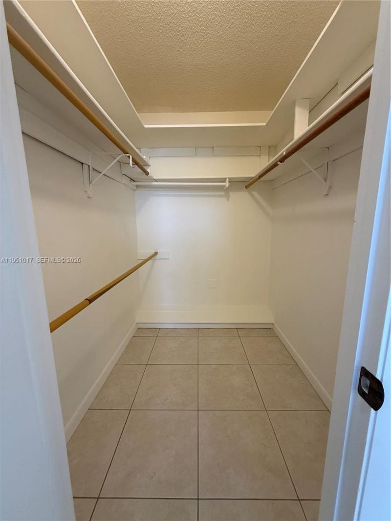 9001 Sunrise Lakes Blvd, Unit 208, Sunrise, FL 33322 Photo