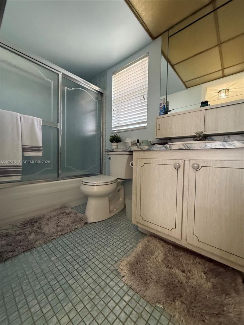 9001 Sunrise Lakes Blvd, Unit 208, Sunrise, FL 33322 Photo