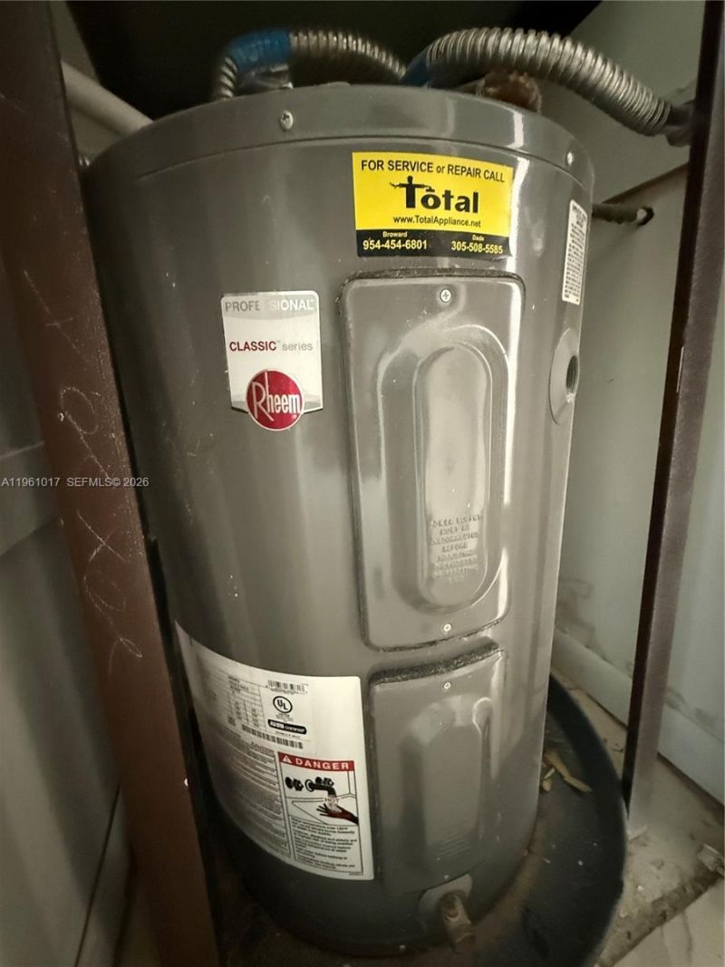 9001 Sunrise Lakes Blvd, Unit 208, Sunrise, FL 33322 Photo