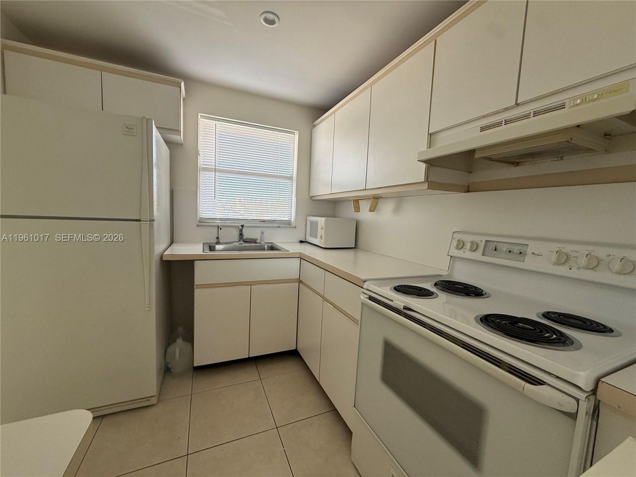 9001 Sunrise Lakes Blvd, Unit 208, Sunrise, FL 33322 Photo