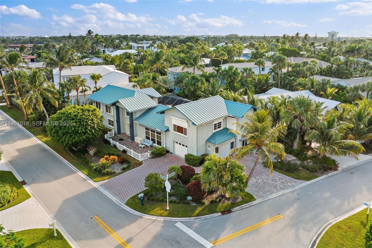 219 Colony Rd, Jupiter Inlet Colony, FL 33469 Photo