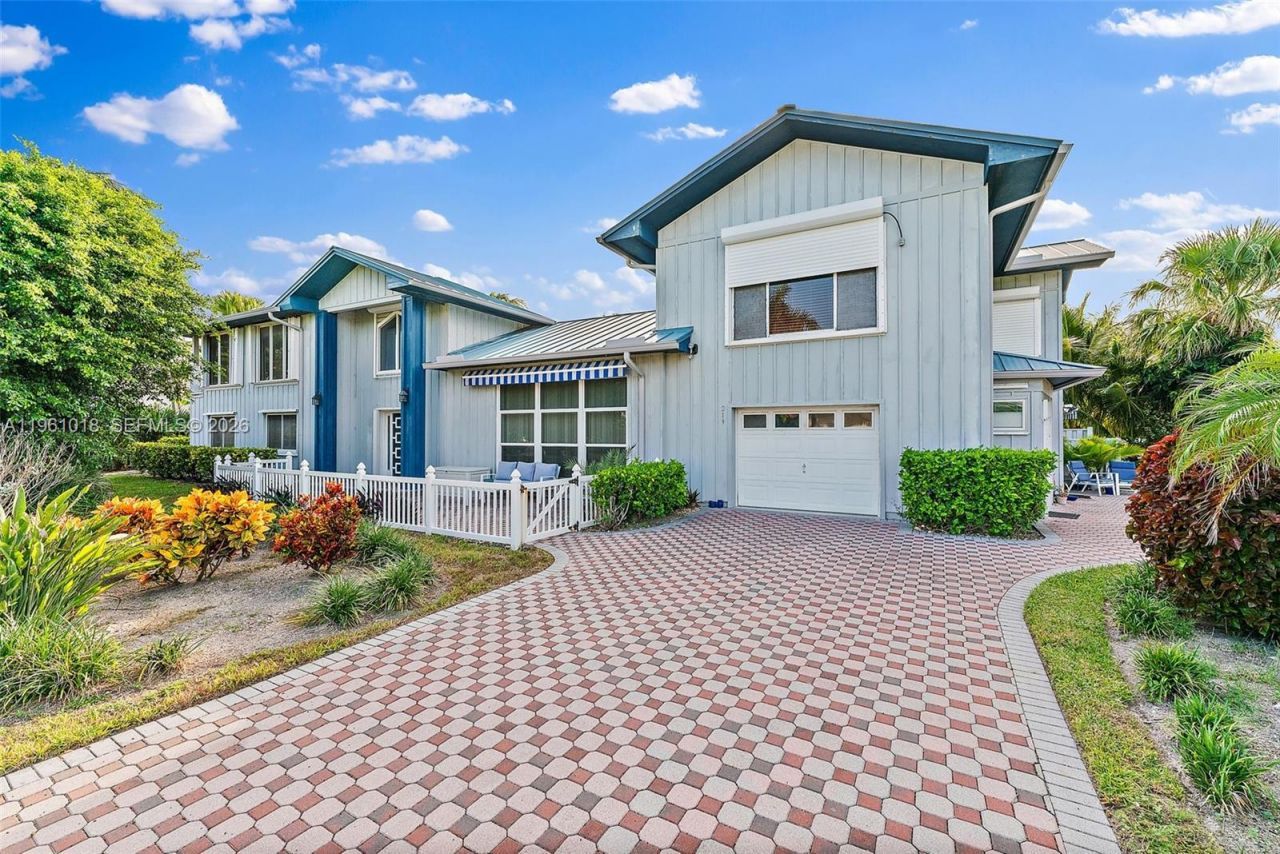 219 Colony Rd, Jupiter Inlet Colony, FL 33469 Photo