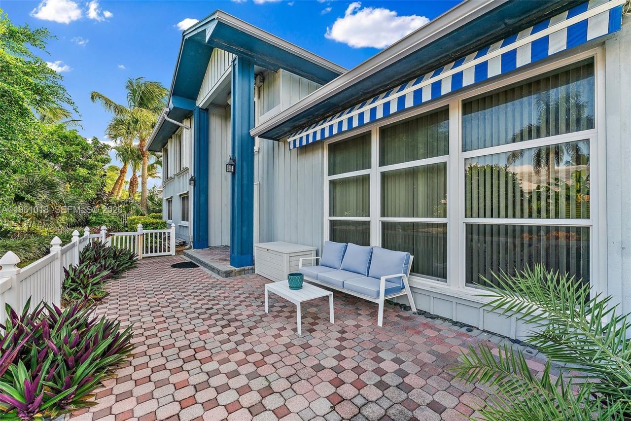 219 Colony Rd, Jupiter Inlet Colony, FL 33469 Photo