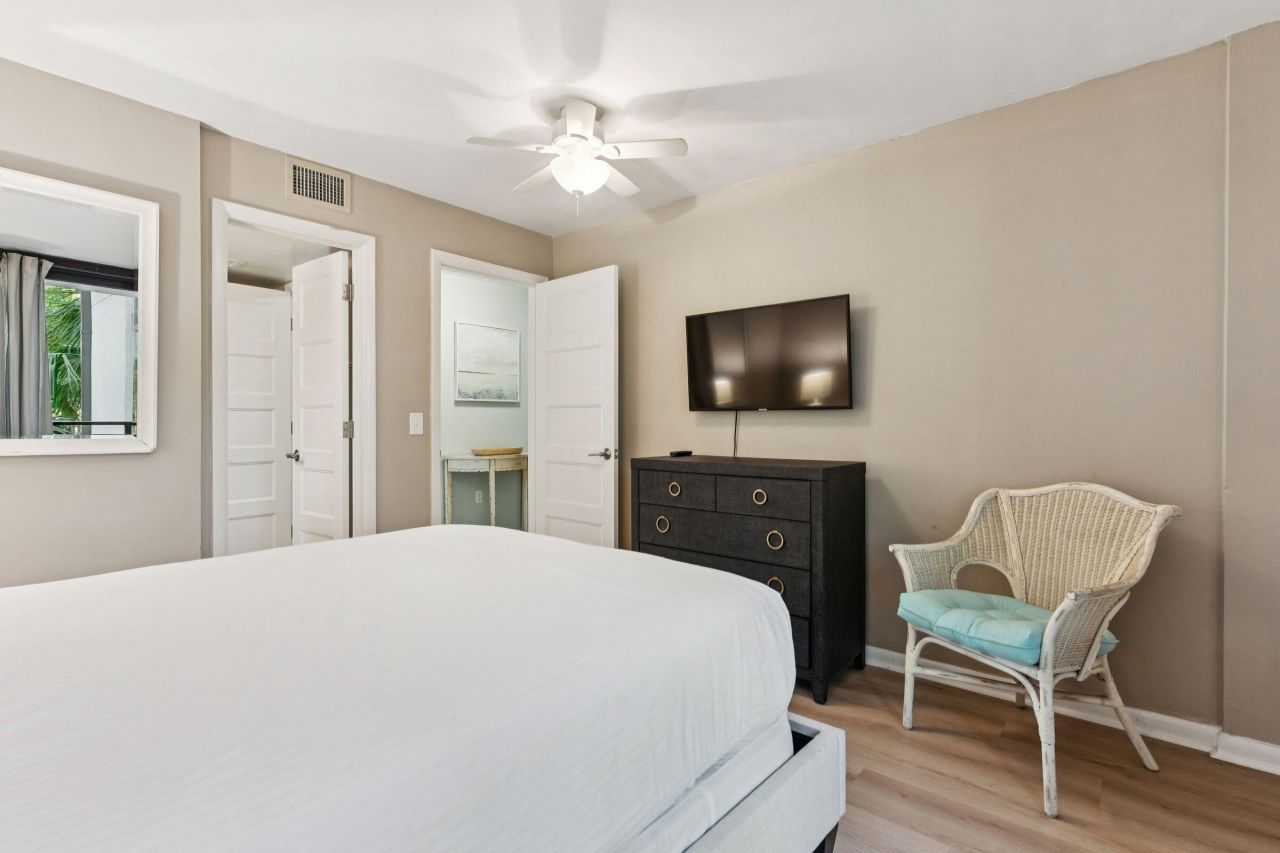 7600 Palmetto Drive Photo 18