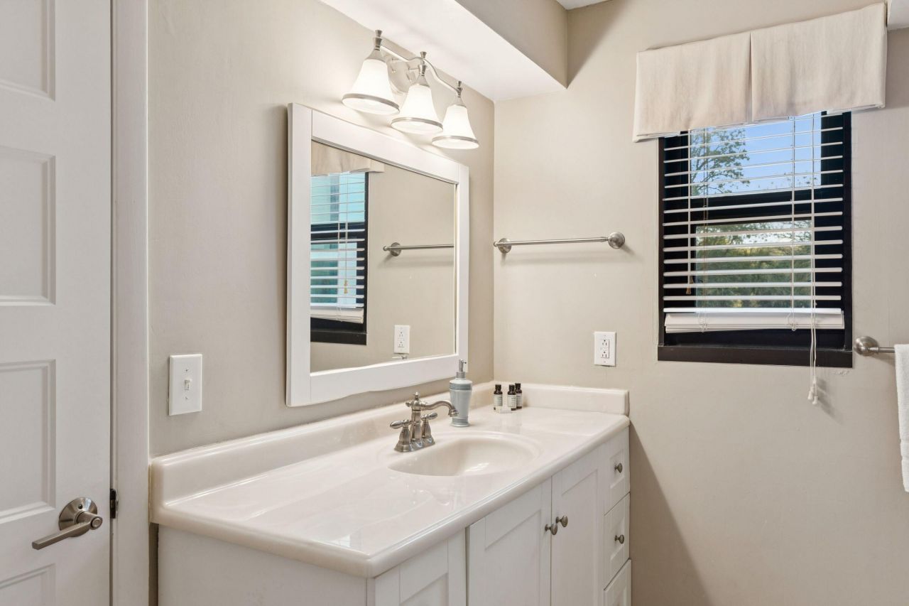 7600 Palmetto Drive Photo 23