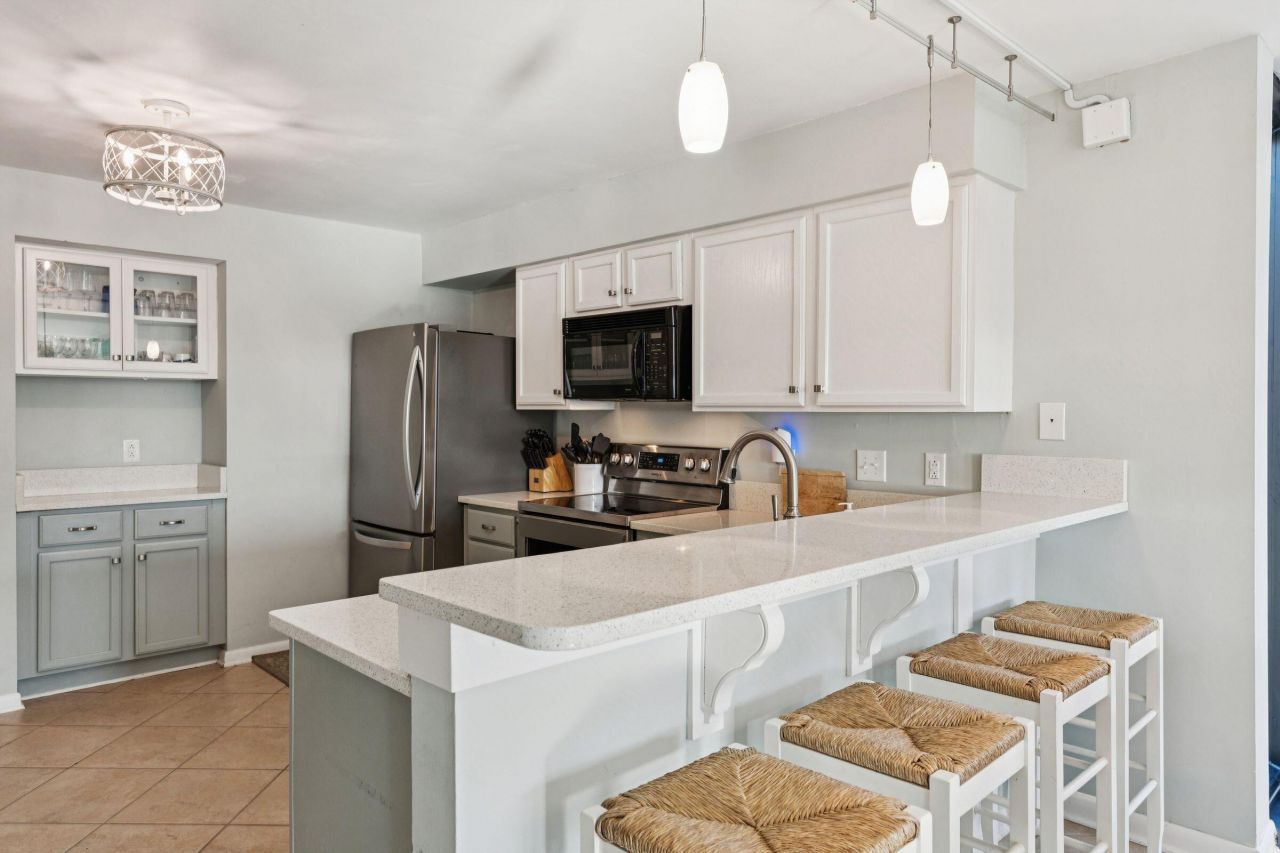 7600 Palmetto Drive Photo 6