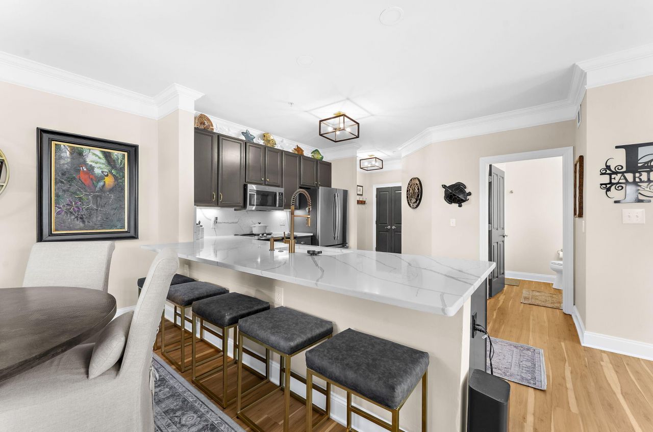 2244 Ashley Crossing Drive Photo 15