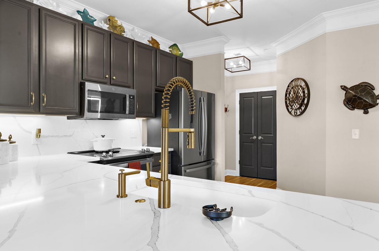 2244 Ashley Crossing Drive Photo 21