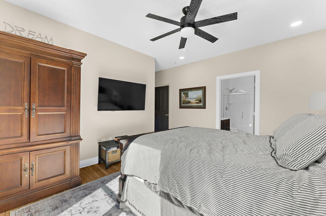 2244 Ashley Crossing Drive Photo 34