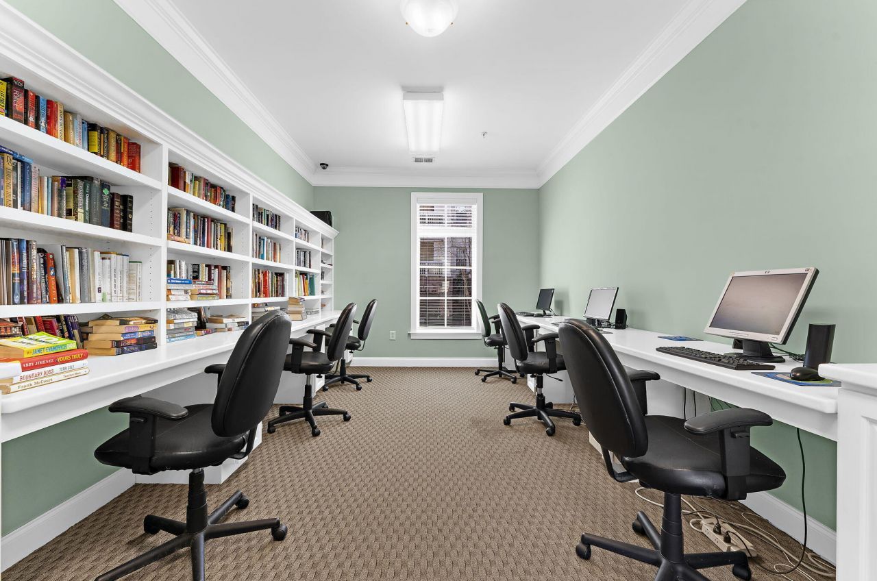 2244 Ashley Crossing Drive Photo 45