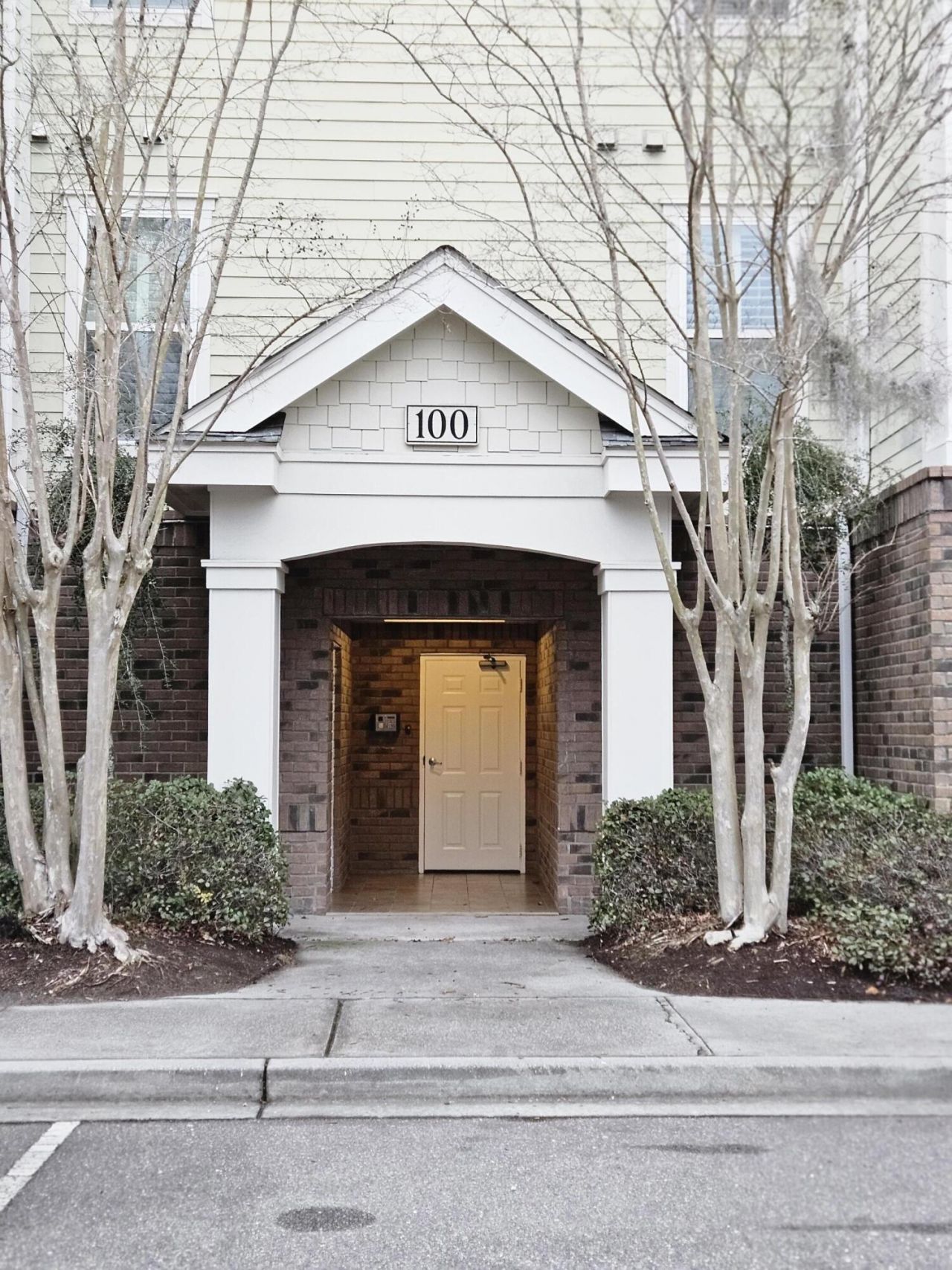 2244 Ashley Crossing Drive Photo 5