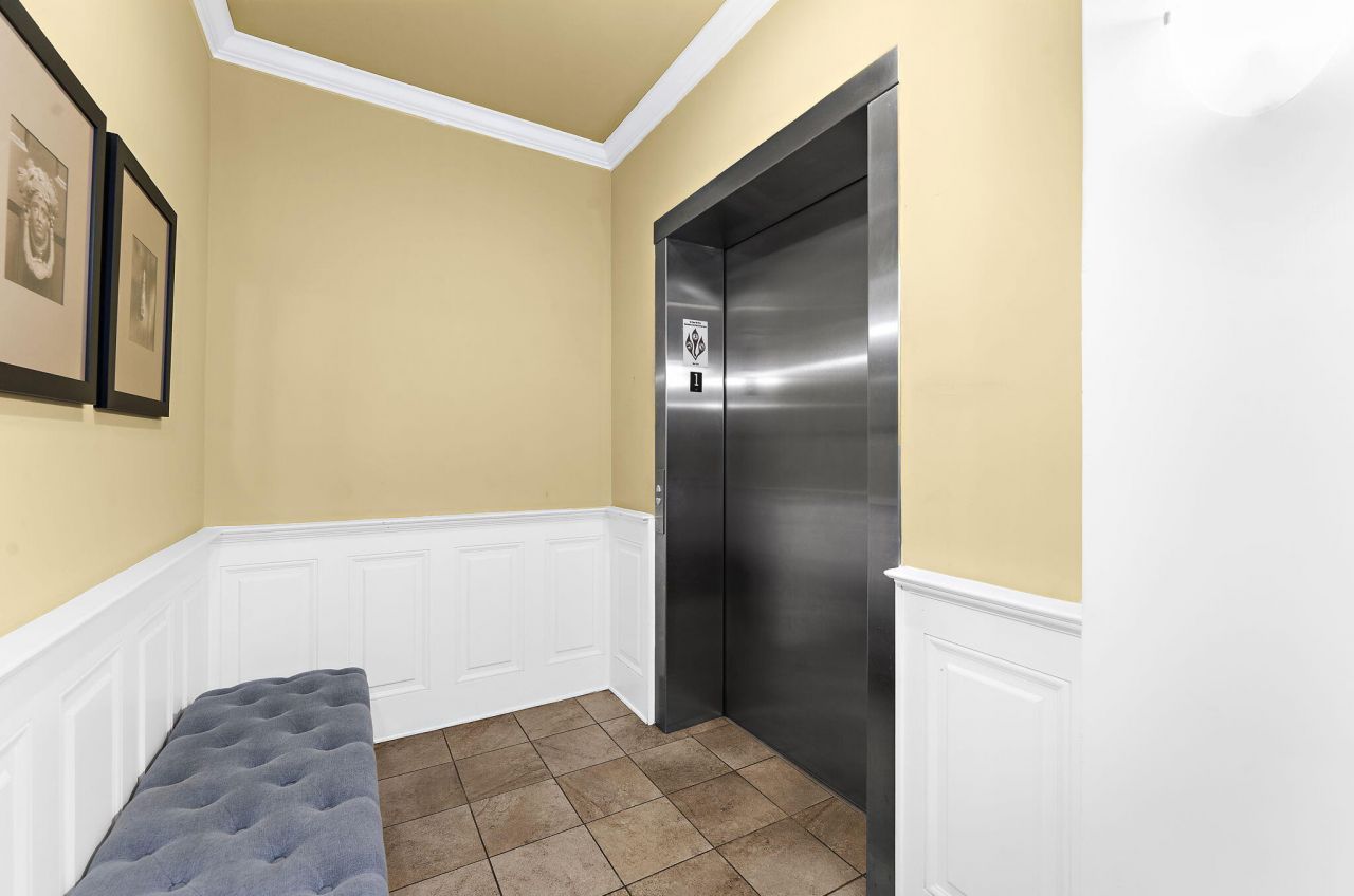 2244 Ashley Crossing Drive Photo 6