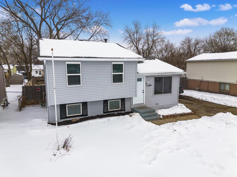 3586 Alkire Road, Grove City, OH 43123 Photo 2