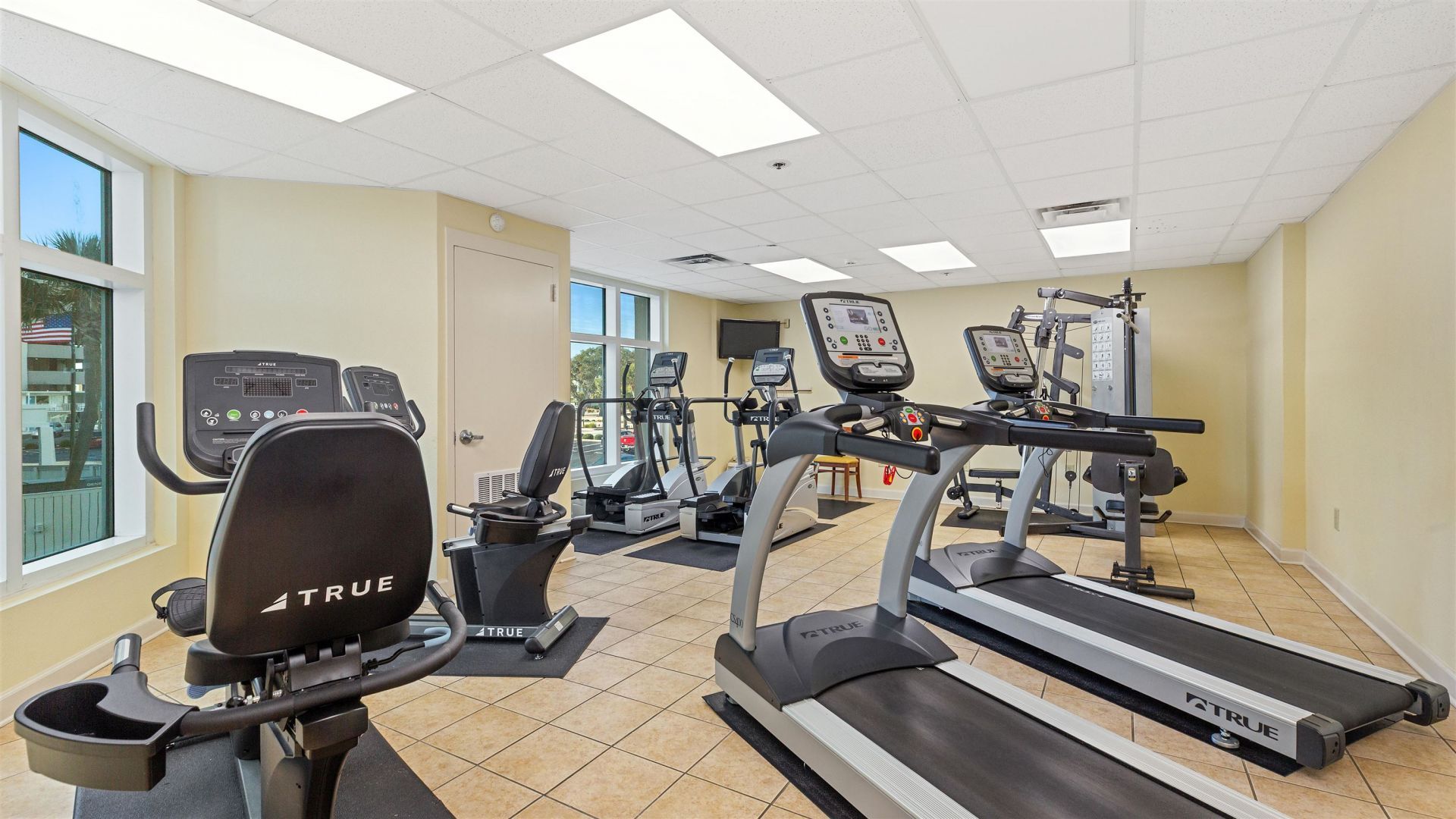2501 S Ocean Blvd. Photo 36