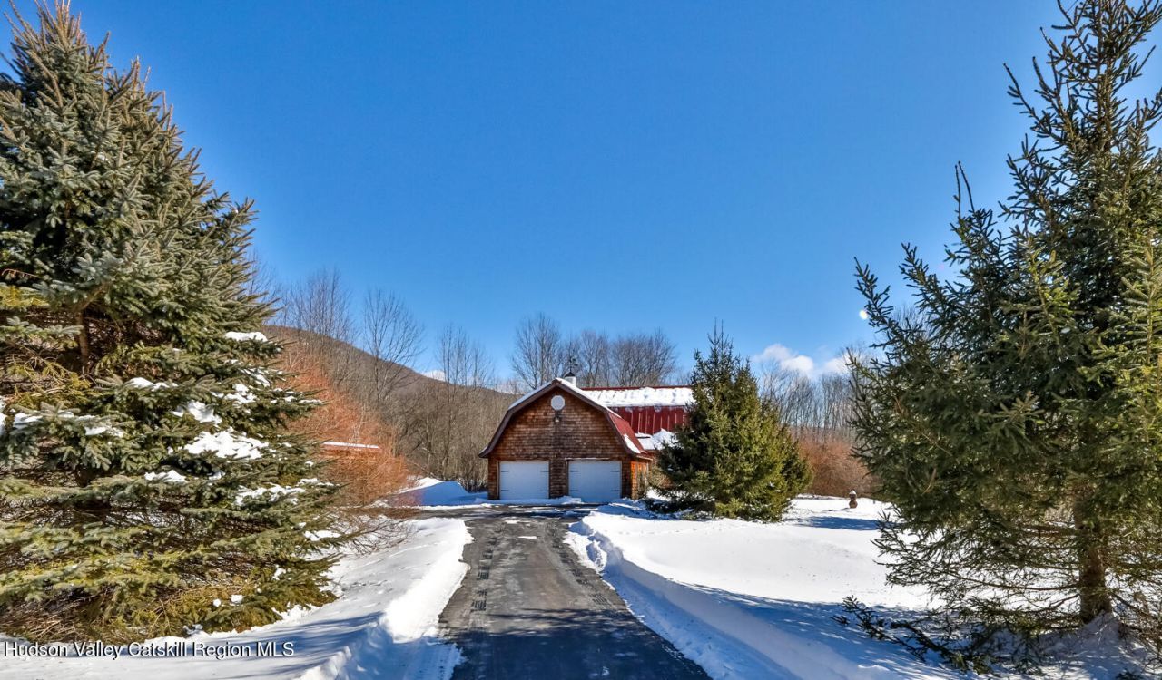 262 Tumbleweed Ranch Road, West Kill, NY 12492 Main Photo