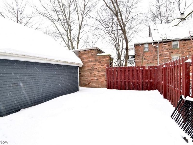 7505 Bancroft Avenue, Garfield Heights, OH 44105 Photo 22