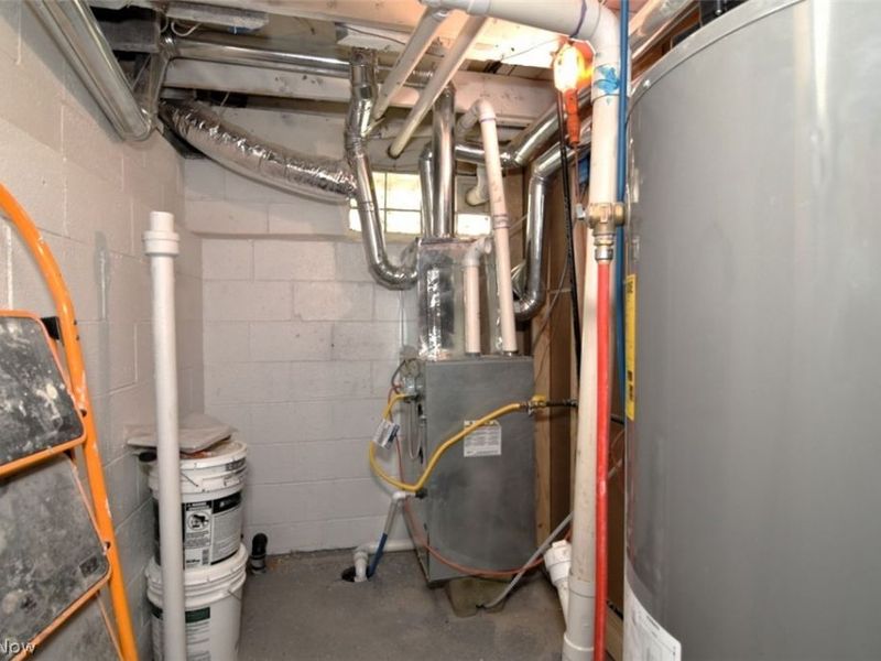 7505 Bancroft Avenue, Garfield Heights, OH 44105 Photo 24