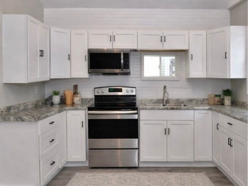 7505 Bancroft Avenue, Garfield Heights, OH 44105 Photo 6