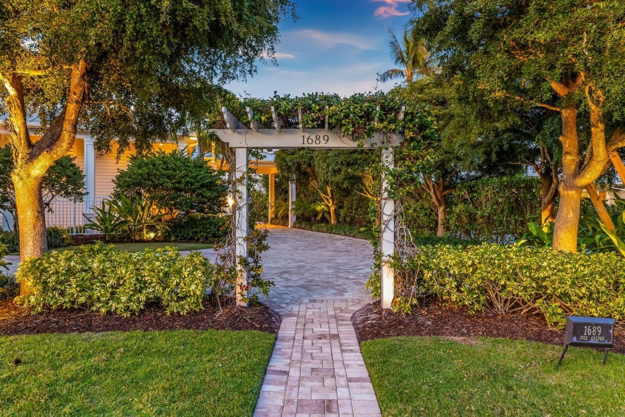 1689 Jose Gaspar Drive, Boca Grande, FL 33921 Photo