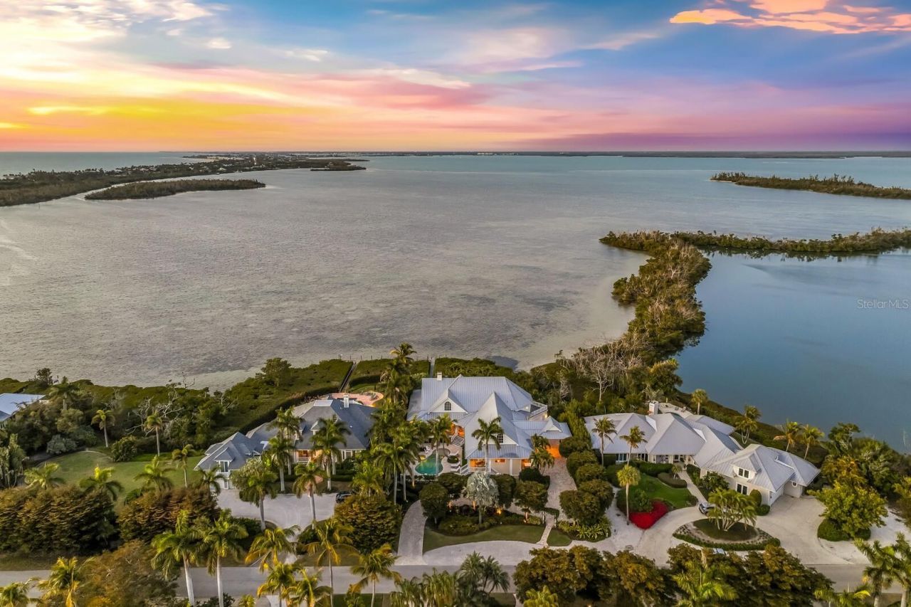 1689 Jose Gaspar Drive, Boca Grande, FL 33921 Photo