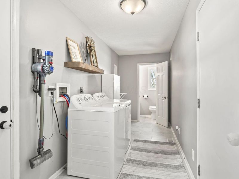 6625 Amanda Northern Road NW, Carroll, OH 43112 Photo 14