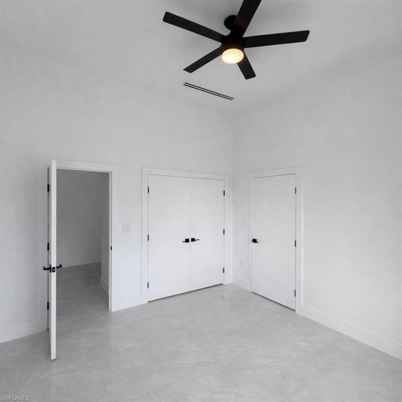 3985 Everglades Blvd N, Naples, FL 34120 Photo