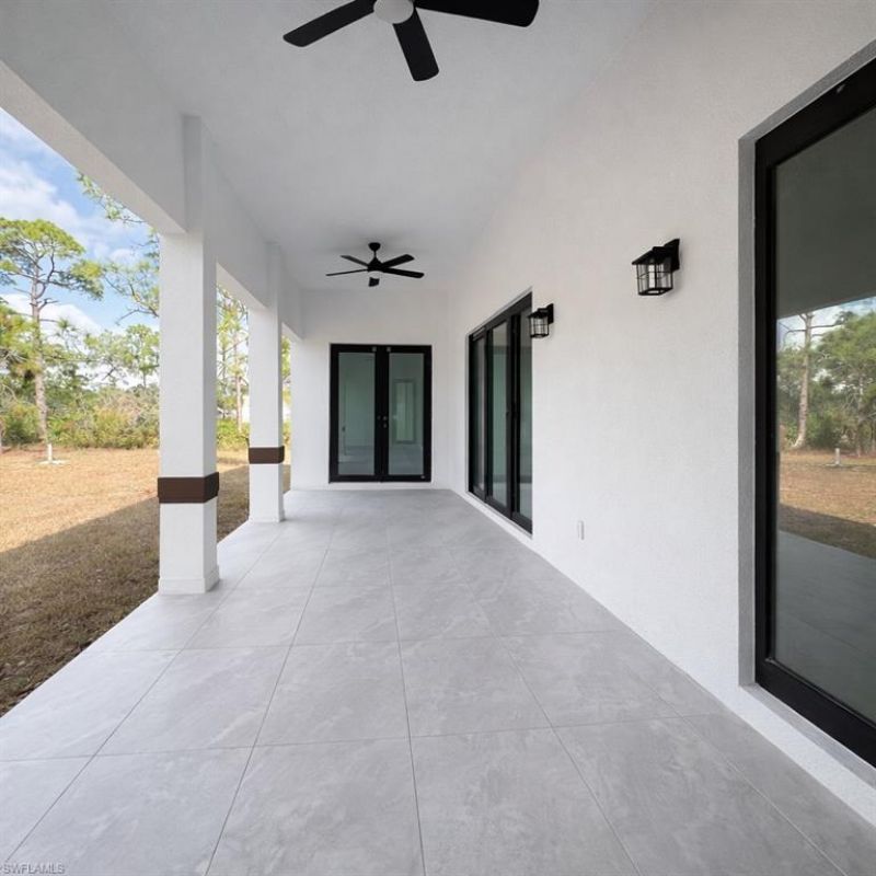 3985 Everglades Blvd N, Naples, FL 34120 Photo