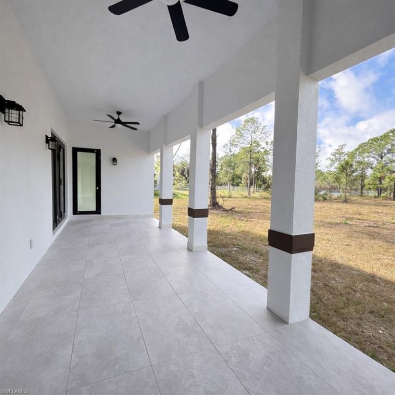 3985 Everglades Blvd N, Naples, FL 34120 Photo
