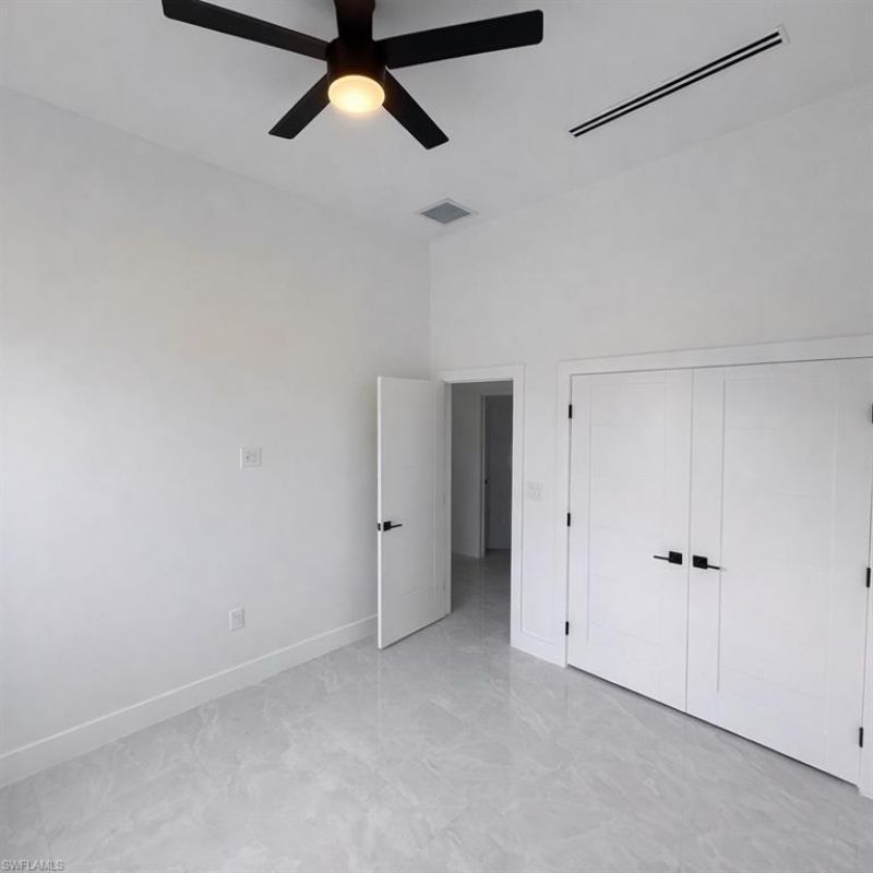 3985 Everglades Blvd N, Naples, FL 34120 Photo