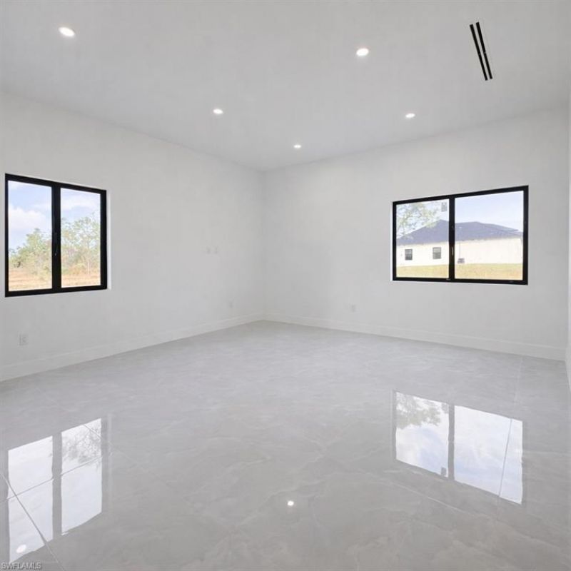 3985 Everglades Blvd N, Naples, FL 34120 Photo