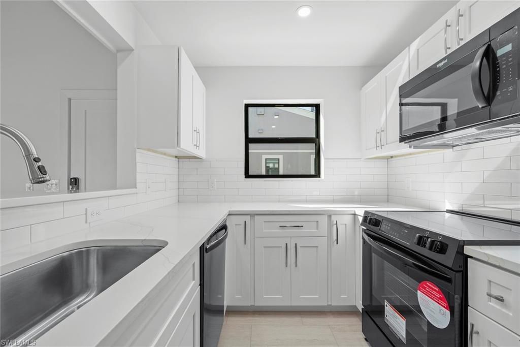 736 Donax St, Sanibel, FL 33957 Photo