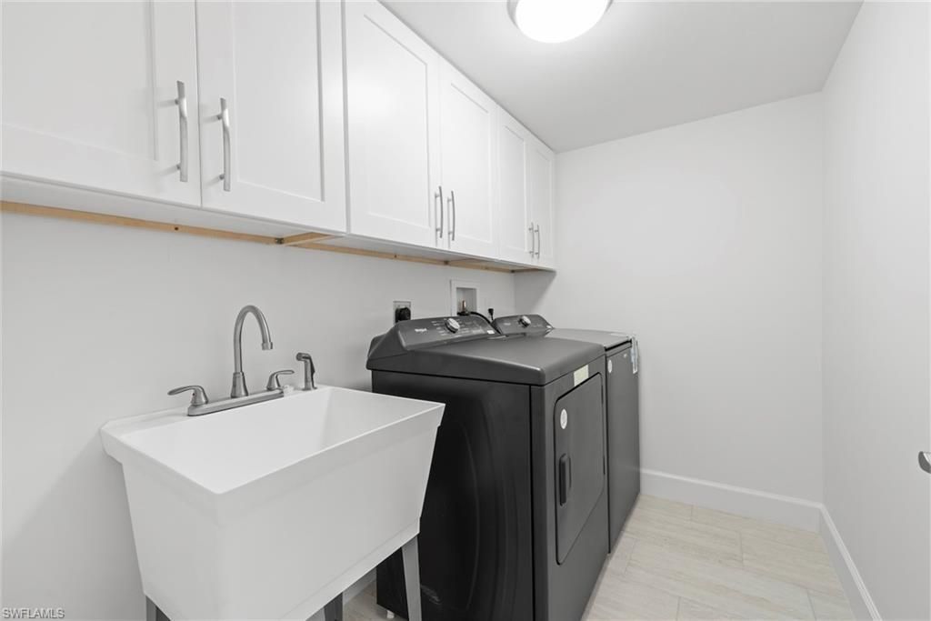 736 Donax St, Sanibel, FL 33957 Photo