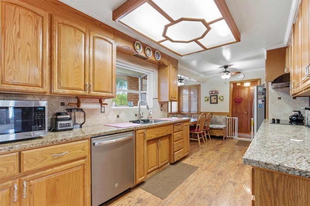 27 Barrie Dr, Pittsburg, CA 94565 Main Photo