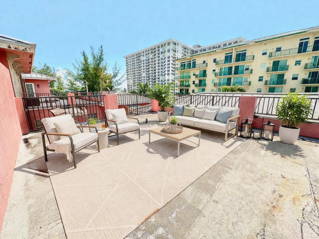 3213 NE 5th Street, Unit 201, Pompano Beach, FL 33062 Photo