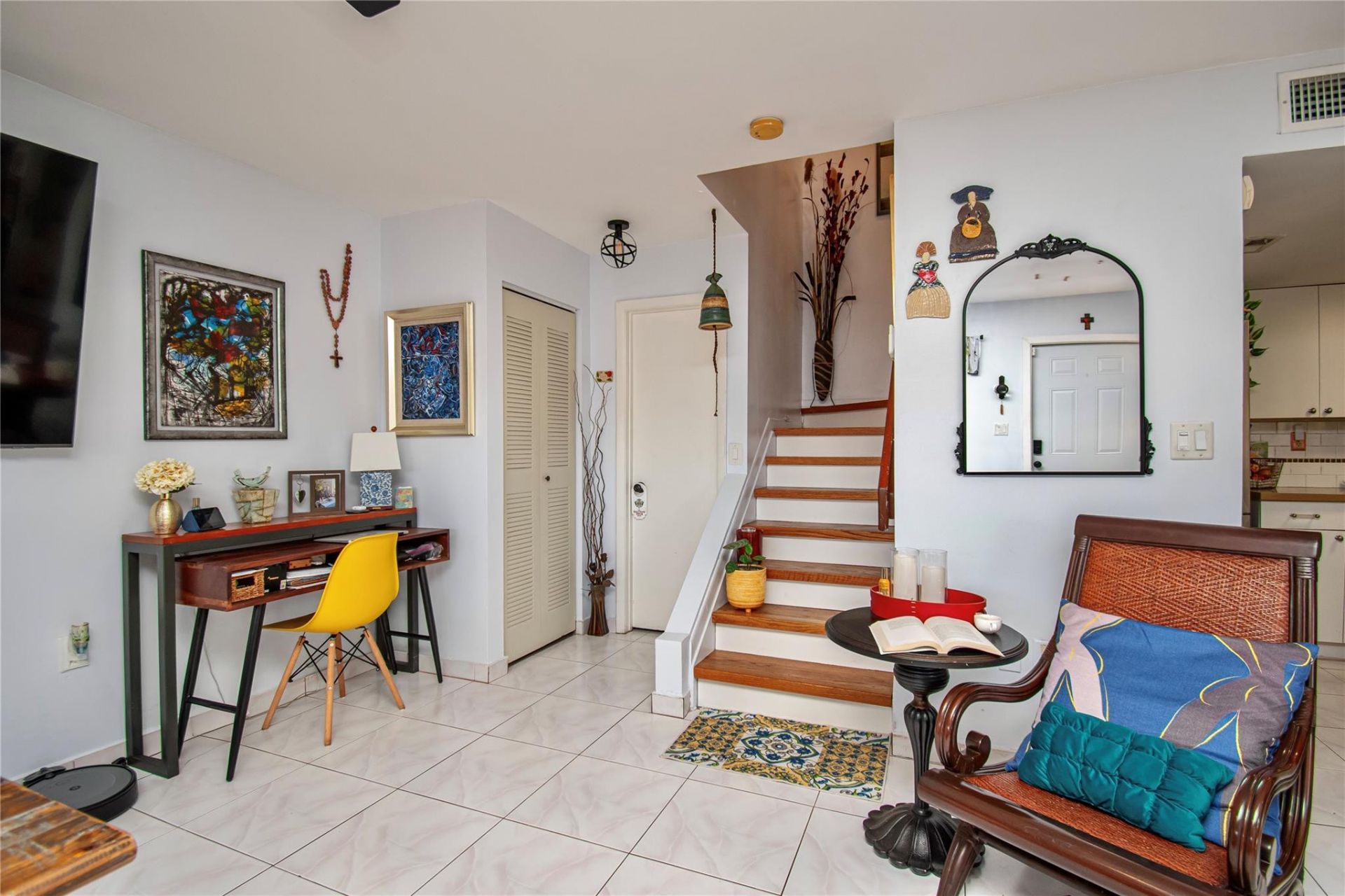 8550 NW 3rd Lane, Unit 304, Miami, FL 33126 Photo